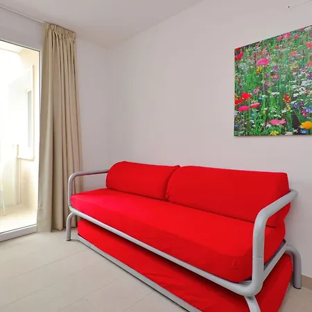 Charming Retreat Just Steps From The شقة لينانو سابيادورو